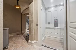 1225 Place Royale Way, Houston, TX 77056 - Photo 31