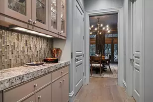 1225 Place Royale Way, Houston, TX 77056 - Photo 17