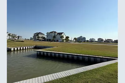 2 Fleming, Hitchcock, TX 77563 - Photo 1