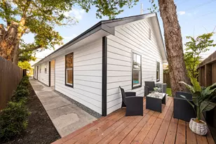 305 N Ennis St, Houston, TX 77003 - Photo 13