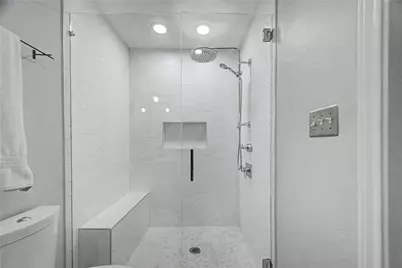 1104 Buckner Street, Houston, TX 77019 - Photo 25