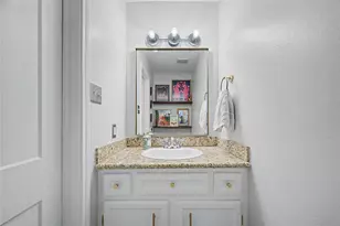 1104 Buckner St, Houston, TX 77019 - Photo 37