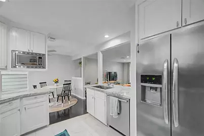 1104 Buckner Street, Houston, TX 77019 - Photo 15