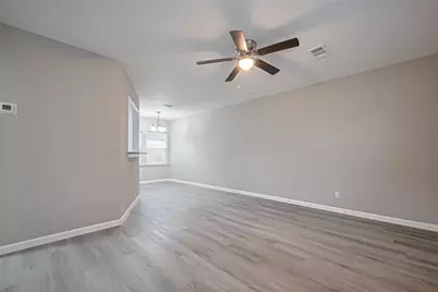 1739 W 5th Street, Freeport, TX 77541 - Photo 5