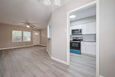 1739 W 5th Street, Freeport, TX 77541 - Photo 7