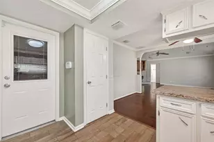 10006 Towne Tower Ln, Sugar Land, TX 77498 - Photo 19