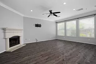 6703 Forsythe Ln, Sugar Land, TX 77479 - Photo 7