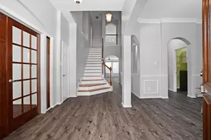 6703 Forsythe Ln, Sugar Land, TX 77479 - Photo 3
