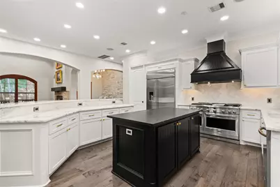 24015 Pack Saddle Trail, New Caney, TX 77357 - Photo 11