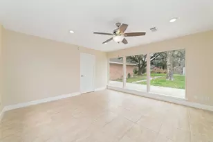 12607 Dermott Dr, Houston, TX 77065 - Photo 27