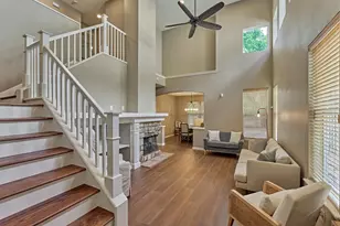 93 N Apple Springs Cir, The Woodlands, TX 77382 - Photo 5