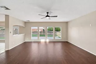 18810 Lantern Cove Ln, Tomball, TX 77375 - Photo 7