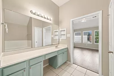 18810 Lantern Cove Lane, Tomball, TX 77375 - Photo 27