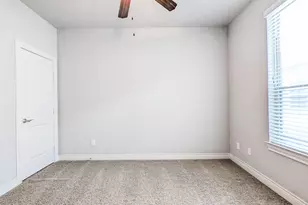 5323 Kiam St, Houston, TX 77007 - Photo 23