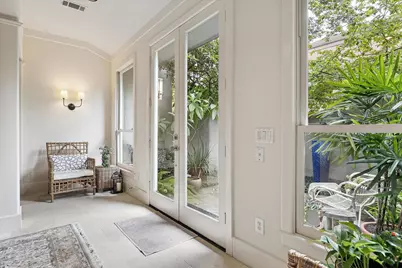 5002 Yoakum Boulevard, Houston, TX 77006 - Photo 9