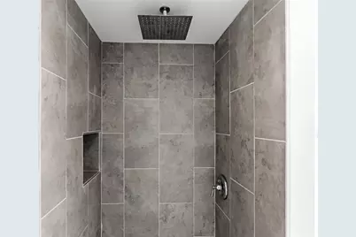 1014 Humphrey Avenue, Palacios, TX 77465 - Photo 9