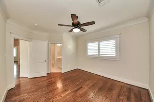 9614 Chatfield St, Houston, TX 77025 - Photo 25