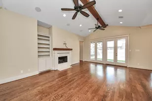9614 Chatfield St, Houston, TX 77025 - Photo 5