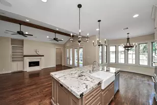 9614 Chatfield St, Houston, TX 77025 - Photo 11