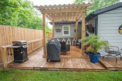 846 S Anderson Street, Angleton, TX 77515 - Photo 21