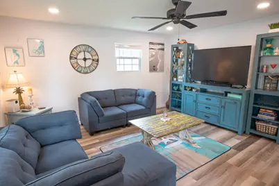 846 S Anderson Street, Angleton, TX 77515 - Photo 5