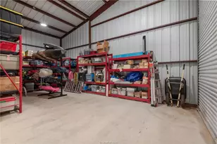 914 Axis Ln, Franklin, TX 77856 - Photo 41