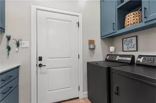 914 Axis Ln, Franklin, TX 77856 - Photo 23