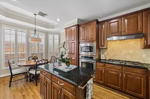 5774 Doliver Dr, Houston, TX 77057 - Photo 3