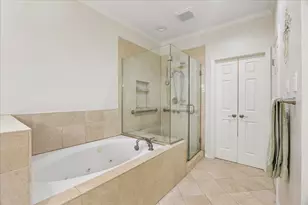 5774 Doliver Dr, Houston, TX 77057 - Photo 11