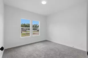 16303 Crockett Martin Ests Dr, Conroe, TX 77306 - Photo 19