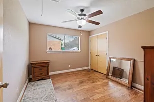 414 N Yaupon St, Richwood, TX 77531 - Photo 13