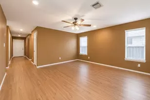 269 Bennett Loop, Angleton, TX 77515 - Photo 3