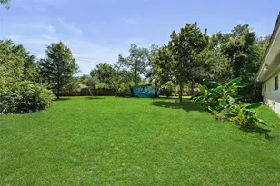 4525 Kingfisher Dr, Houston, TX 77035 - Photo 29