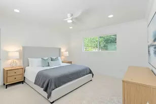 4525 Kingfisher Dr, Houston, TX 77035 - Photo 19