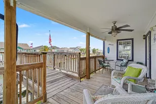 192 Barracuda St, Bayou Vista, TX 77563 - Photo 3