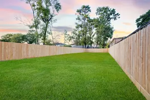 7512 Shadyvilla Ln, Houston, TX 77055 - Photo 41