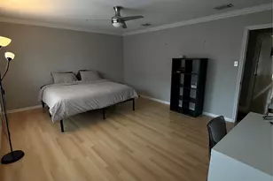 10005 Kemp Forest Dr, Houston, TX 77080 - Photo 7