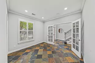 2188 Bancroft St, Houston, TX 77027 - Photo 9
