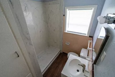 1011 Linden St, La Marque, TX 77568 - Photo 3