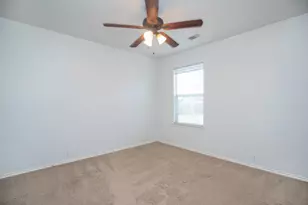 10447 Sugar Sands Ct, Sugar Land, TX 77498 - Photo 33