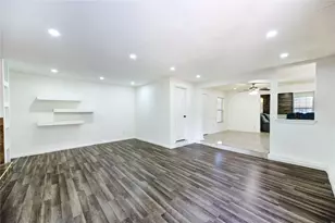 301 Meadow Ln, Hitchcock, TX 77563 - Photo 27