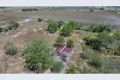 5915 Guettermann Ehler Road, Muldoon, TX 78949 - Photo 13