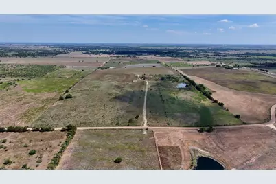 5915 Guettermann Ehler Road, Muldoon, TX 78949 - Photo 9