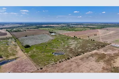 5915 Guettermann Ehler Road, Muldoon, TX 78949 - Photo 17