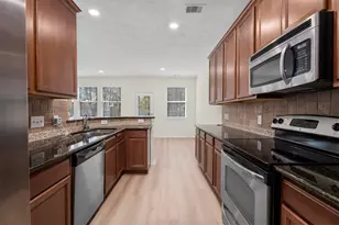 11 Whitekirk Pl, Magnolia, TX 77354 - Photo 15