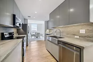 5110 San Felipe St, Houston, TX 77056 - Photo 9