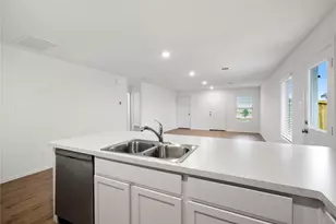 104 Pine Bend Ct, Magnolia, TX 77354 - Photo 9