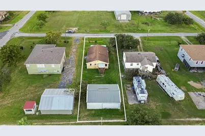 1215 Pickney Avenue, Port Bolivar, TX 77650 - Photo 13