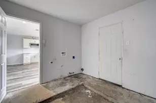 8406 Beechaven Rd, Houston, TX 77571 - Photo 35