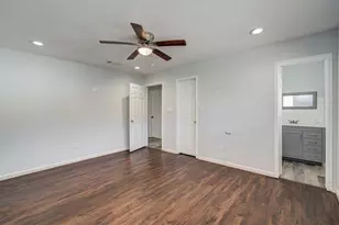 8406 Beechaven Rd, Houston, TX 77571 - Photo 27
